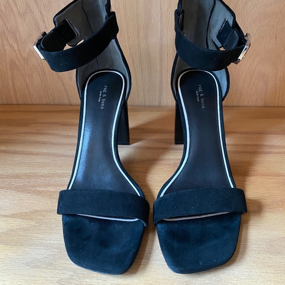 Rag & Bone Ellis Black Suede Sandal Size: 6.5 - Picture 3 of 6